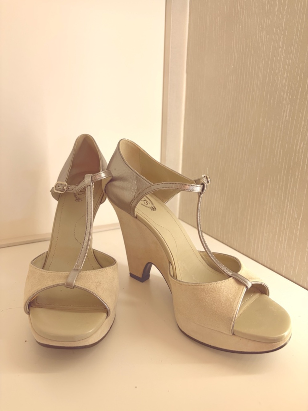 Tod's Carine Melina Open Toe Suede Ecru/Metallic Silver Wedge Sandal 38 Ret $850